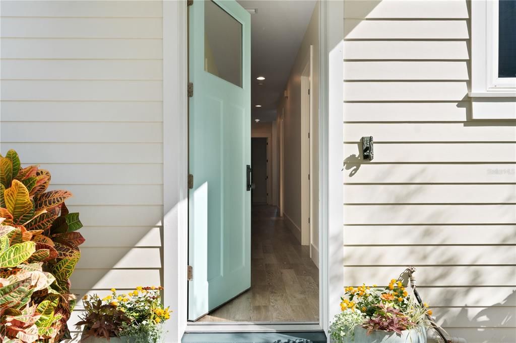 待售: $2,250,000 (5 贝兹, 3 浴室, 2601 平方英尺)