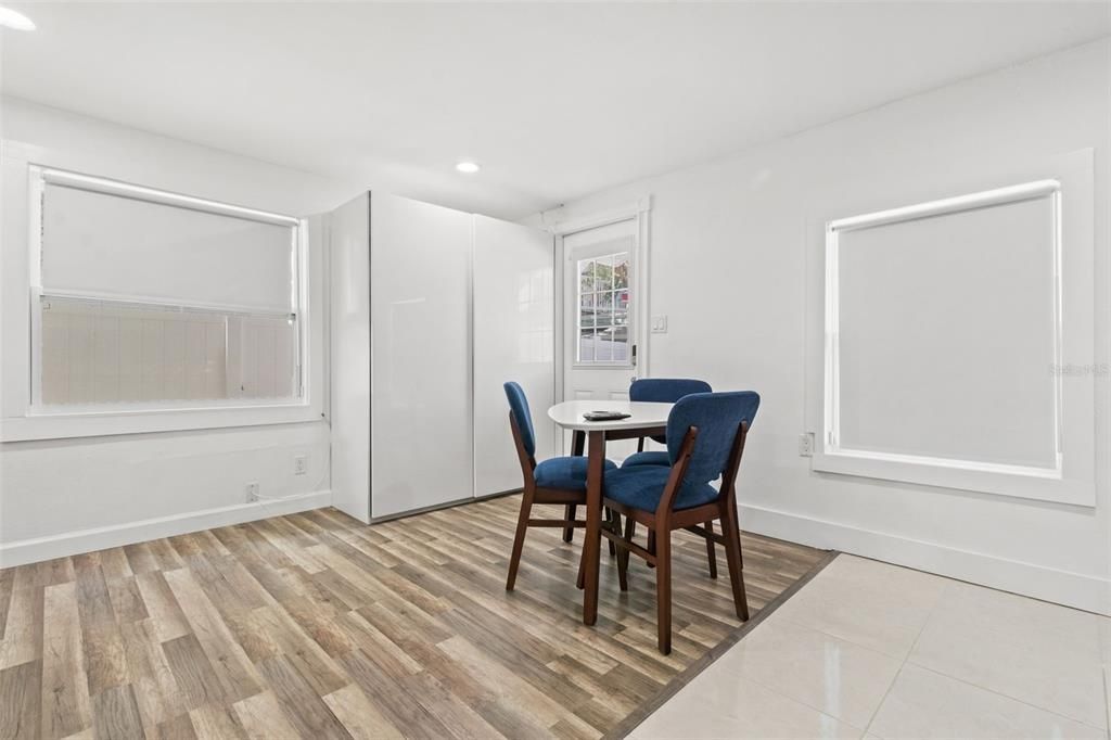 For Sale: $699,000 (3 beds, 4 baths, 1557 Square Feet)