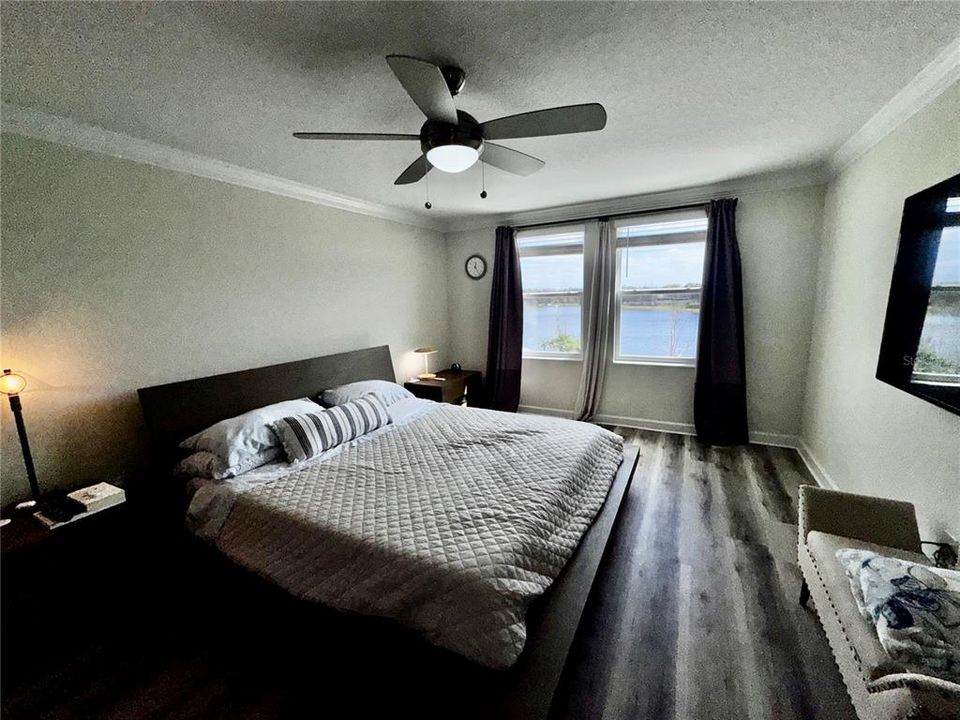 出租: $4,200 (4 贝兹, 2 浴室, 2683 平方英尺)