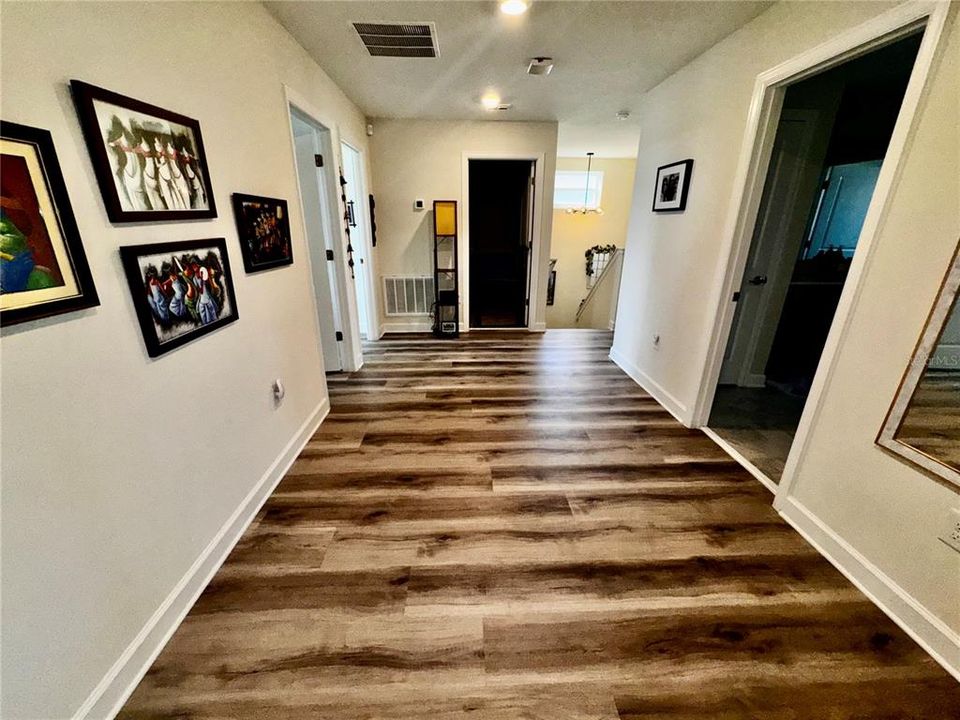 出租: $4,200 (4 贝兹, 2 浴室, 2683 平方英尺)