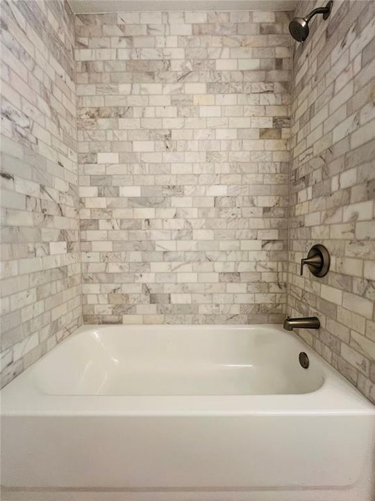 На продажу: $220,000 (1 спален, 1 ванн, 710 Квадратных фут)