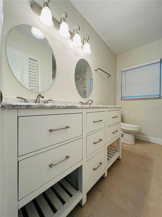 На продажу: $220,000 (1 спален, 1 ванн, 710 Квадратных фут)