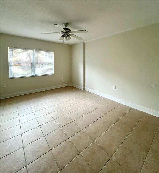 На продажу: $220,000 (1 спален, 1 ванн, 710 Квадратных фут)