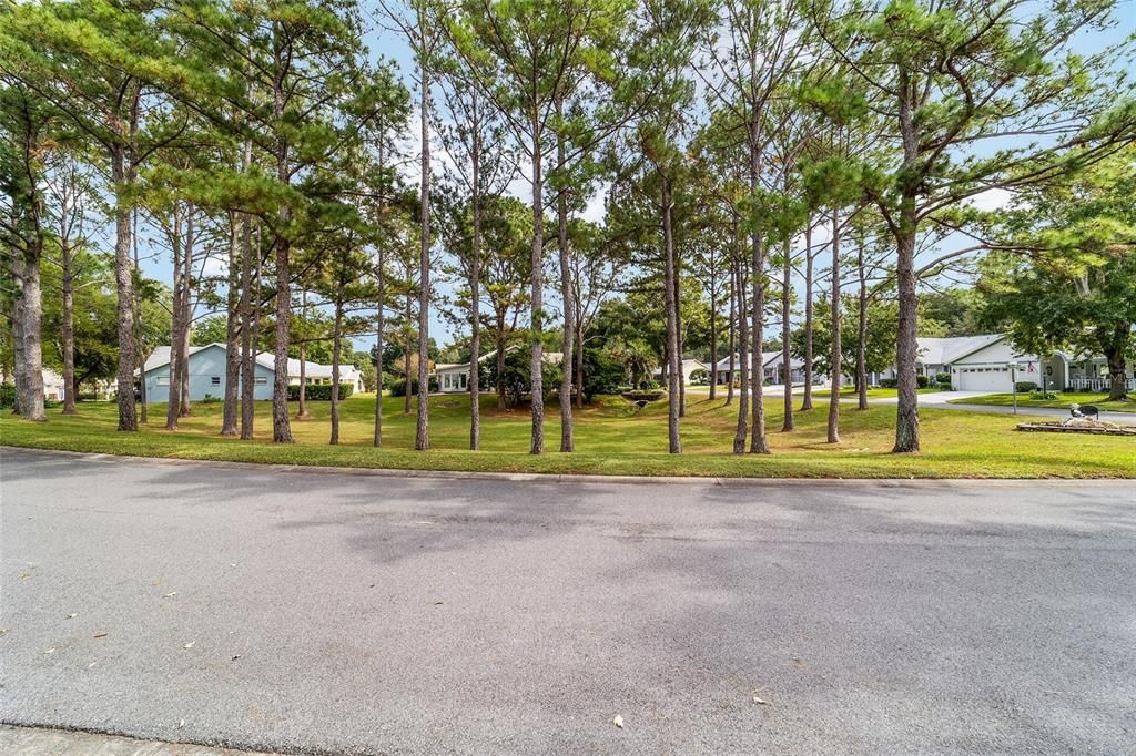 Под контрактом: $221,900 (2 спален, 2 ванн, 1921 Квадратных фут)