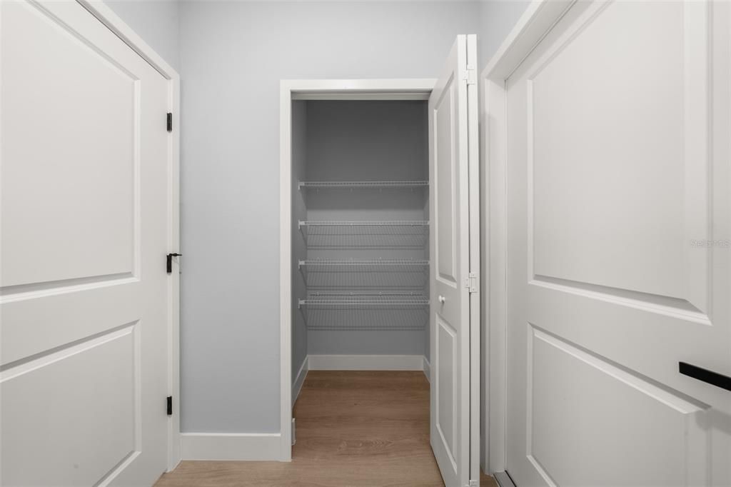 For Sale: $299,900 (4 beds, 2 baths, 1759 Square Feet)