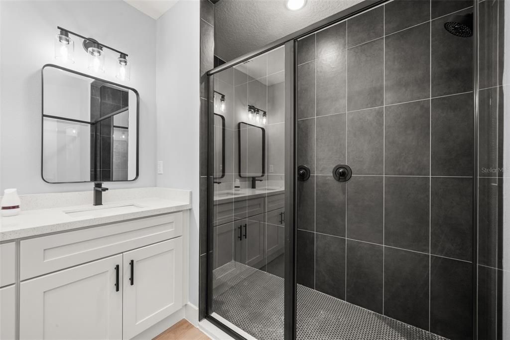 For Sale: $299,900 (4 beds, 2 baths, 1759 Square Feet)