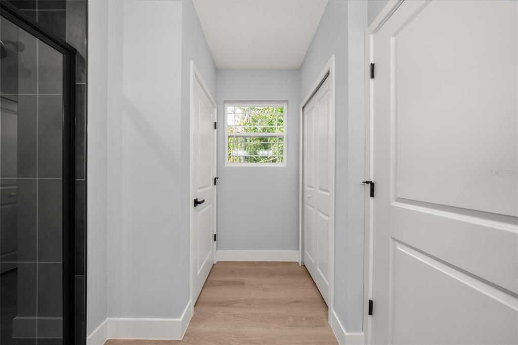 For Sale: $299,900 (4 beds, 2 baths, 1759 Square Feet)