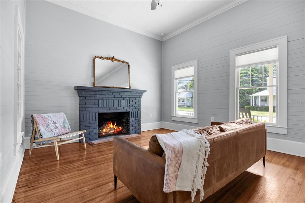 En Venta: $479,000 (4 camas, 3 baños, 2201 Pies cuadrados)