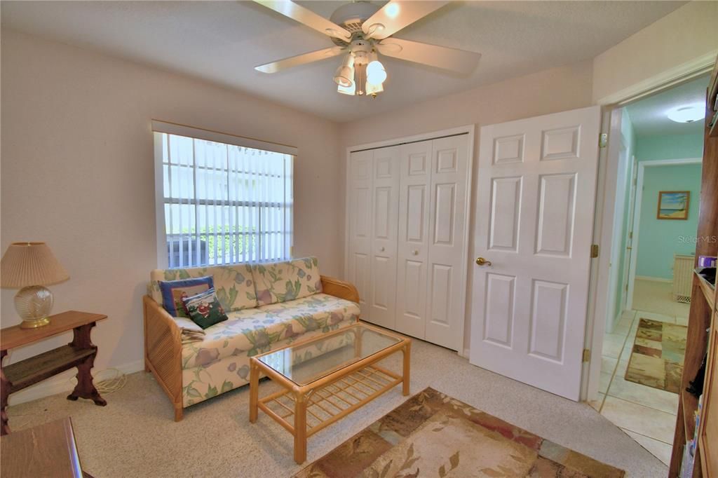 На продажу: $325,000 (3 спален, 2 ванн, 2022 Квадратных фут)