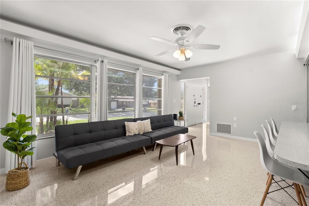 Active With Contract: $475,000 (3 beds, 3 baths, 2008 Square Feet)