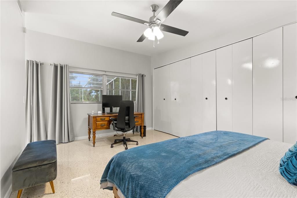 Active With Contract: $475,000 (3 beds, 3 baths, 2008 Square Feet)