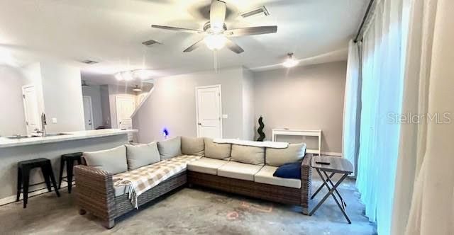 For Sale: $250,000 (3 beds, 2 baths, 1478 Square Feet)