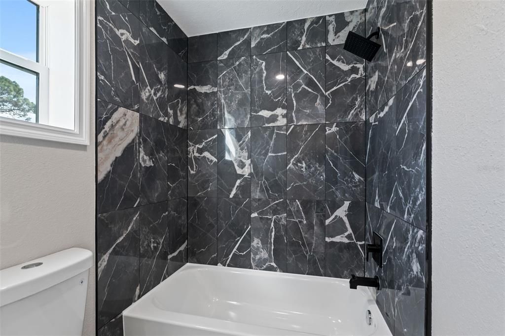 Active With Contract: $265,000 (3 beds, 2 baths, 1067 Square Feet)