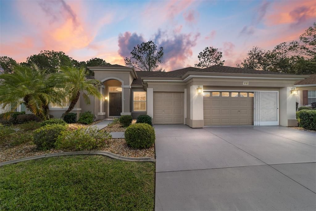 For Sale: $399,000 (3 beds, 2 baths, 2252 Square Feet)