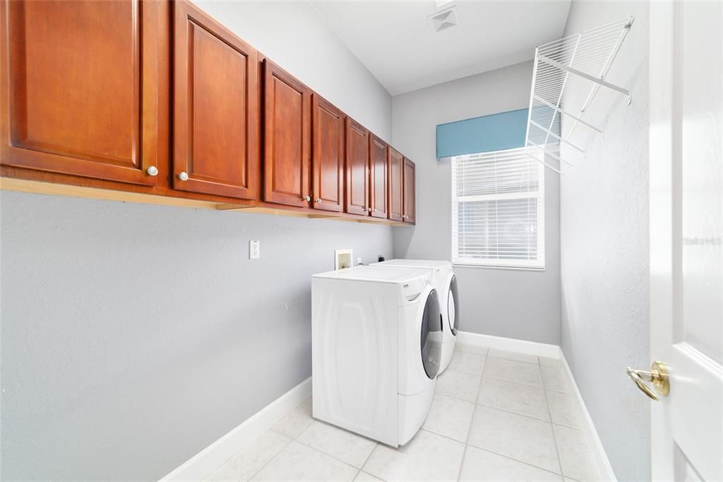 For Sale: $399,000 (3 beds, 2 baths, 2252 Square Feet)