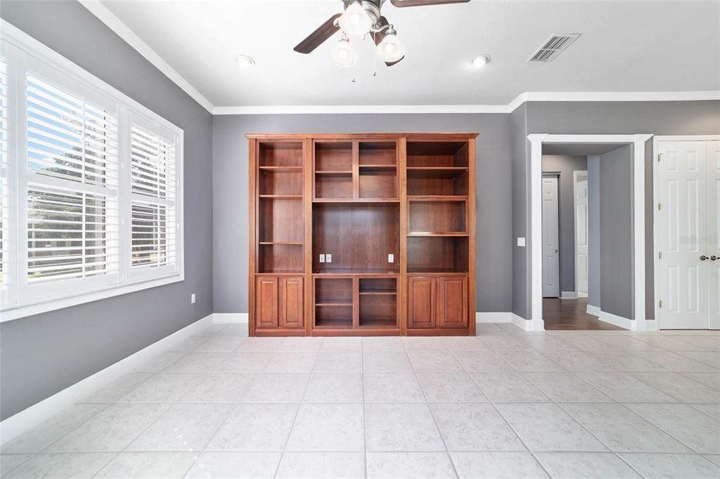 For Sale: $399,000 (3 beds, 2 baths, 2252 Square Feet)