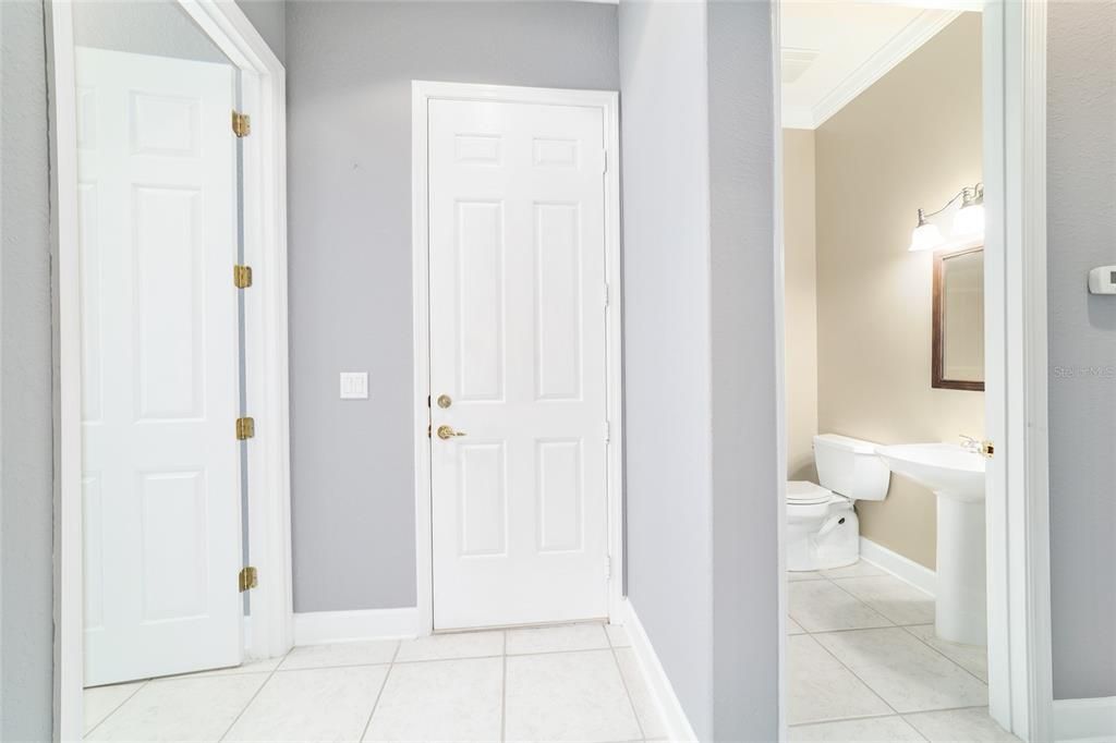 For Sale: $399,000 (3 beds, 2 baths, 2252 Square Feet)