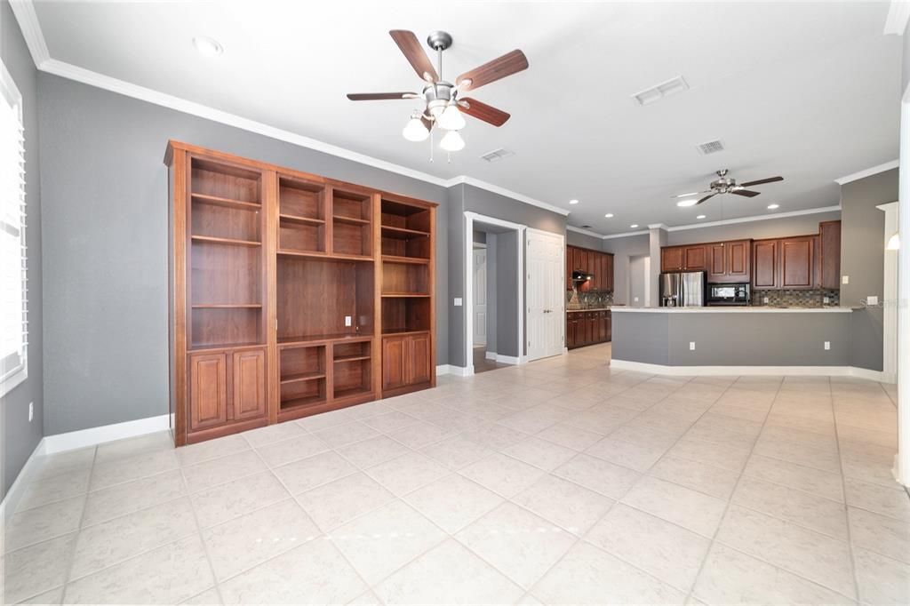 For Sale: $399,000 (3 beds, 2 baths, 2252 Square Feet)