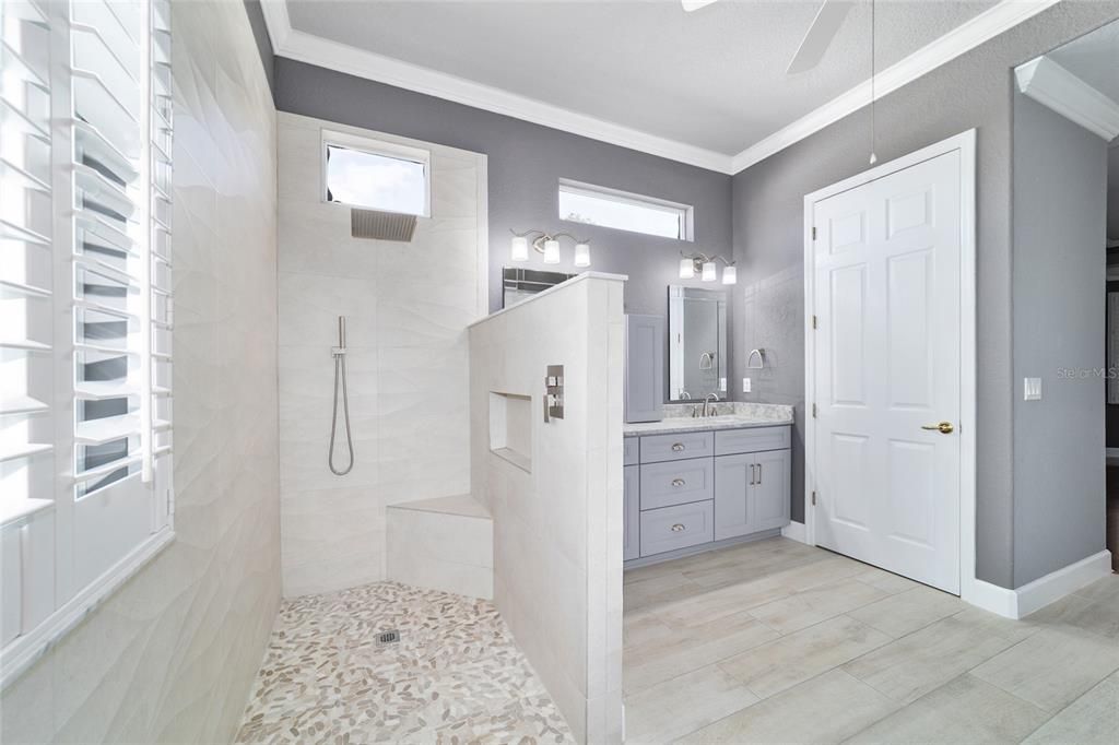 For Sale: $399,000 (3 beds, 2 baths, 2252 Square Feet)