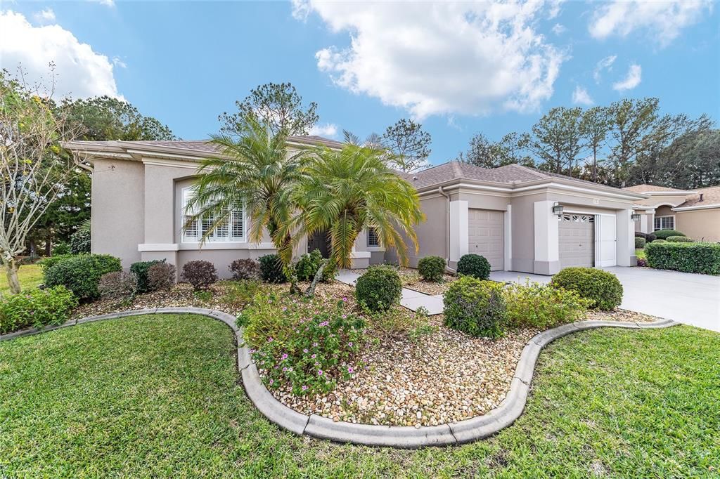 For Sale: $399,000 (3 beds, 2 baths, 2252 Square Feet)