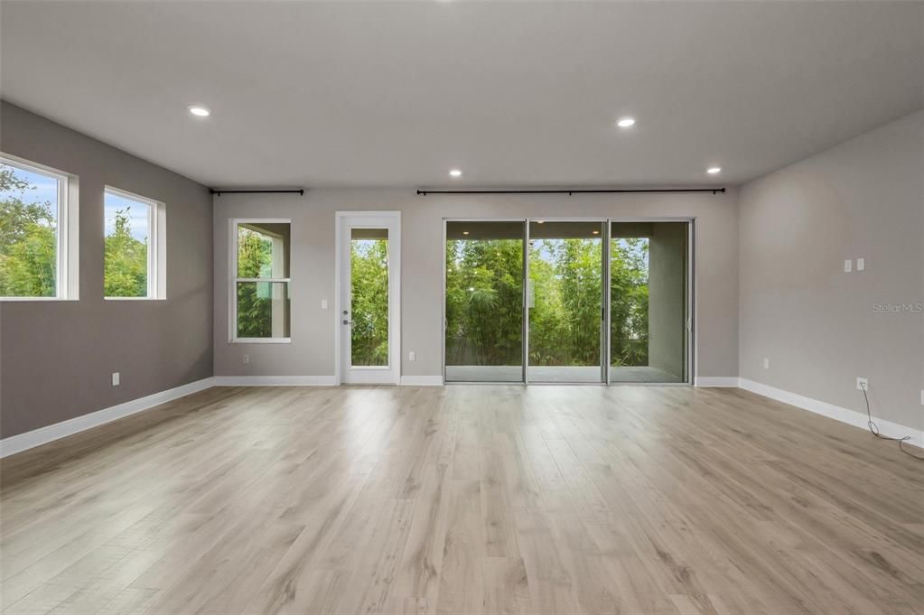 For Sale: $624,900 (4 beds, 3 baths, 2414 Square Feet)