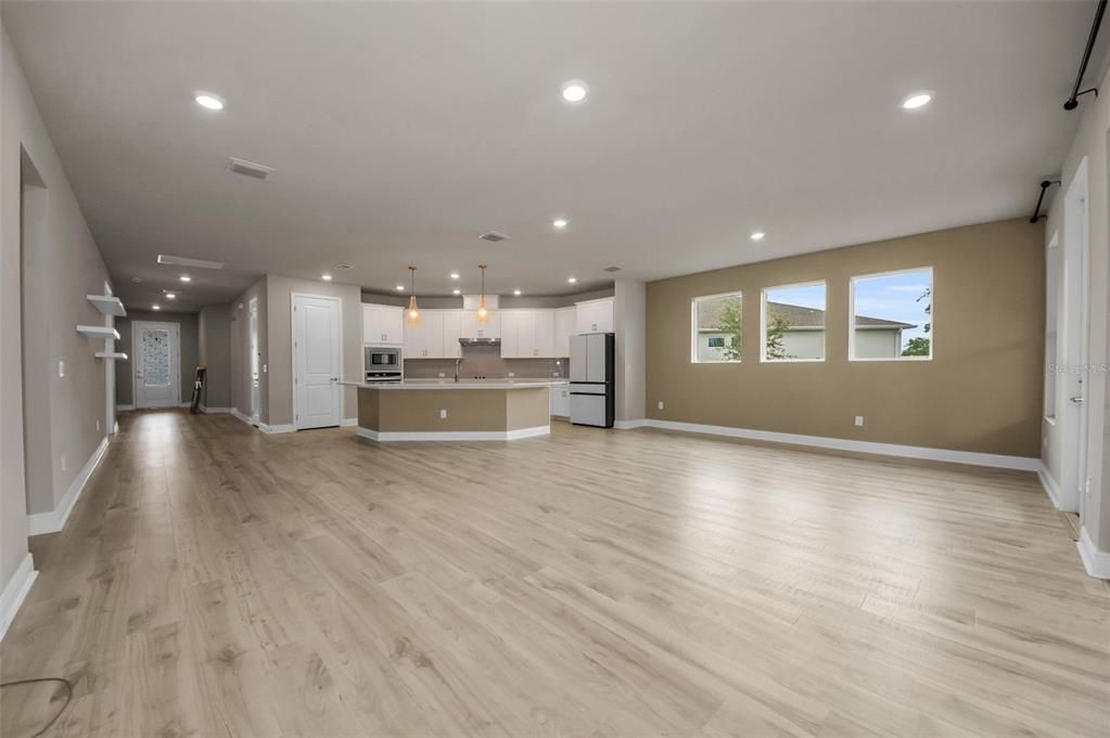 For Sale: $624,900 (4 beds, 3 baths, 2414 Square Feet)