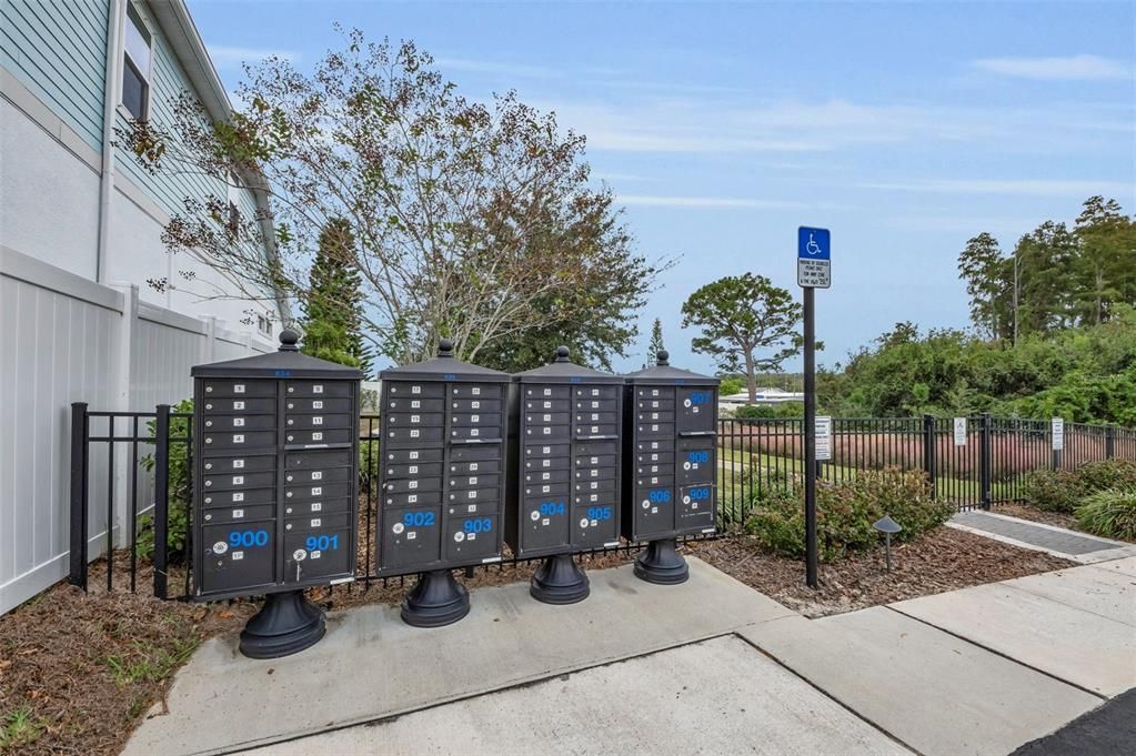 For Sale: $624,900 (4 beds, 3 baths, 2414 Square Feet)