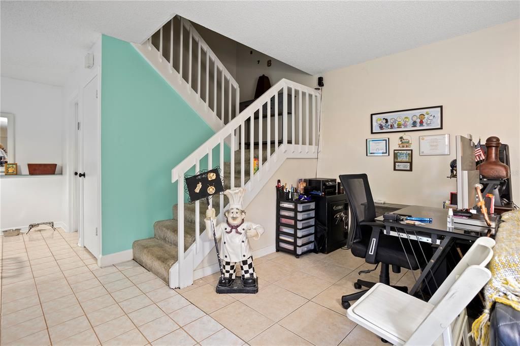 For Sale: $239,900 (2 beds, 2 baths, 1285 Square Feet)