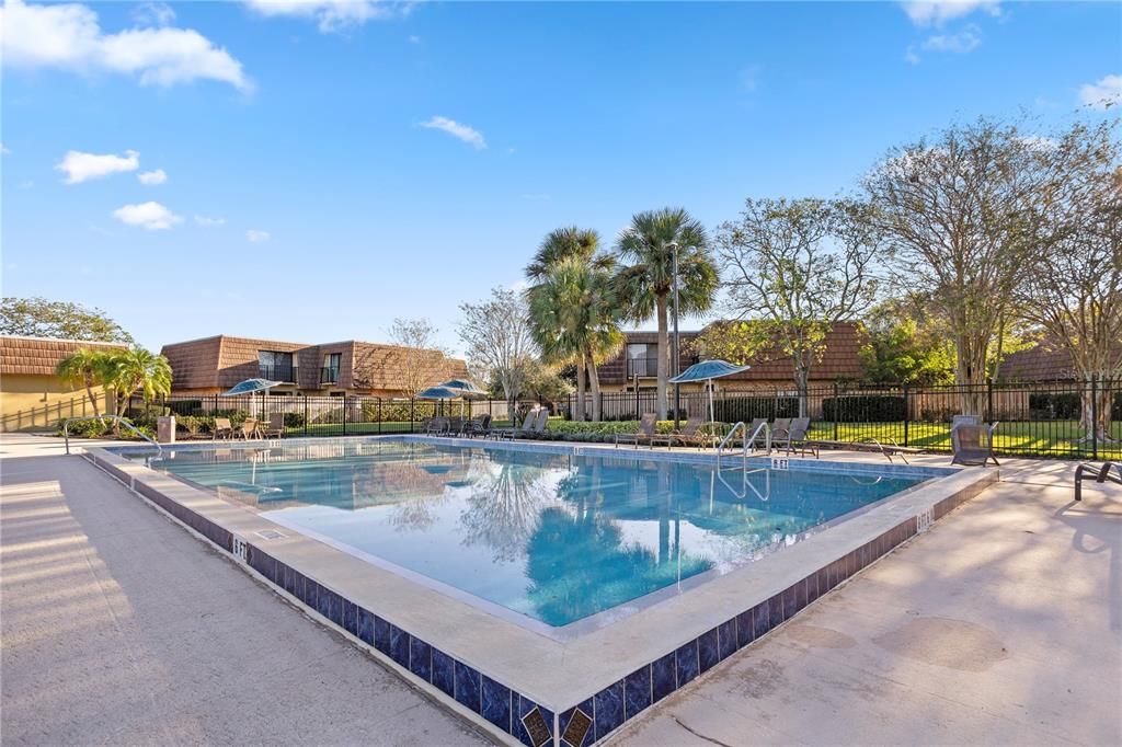 For Sale: $239,900 (2 beds, 2 baths, 1285 Square Feet)