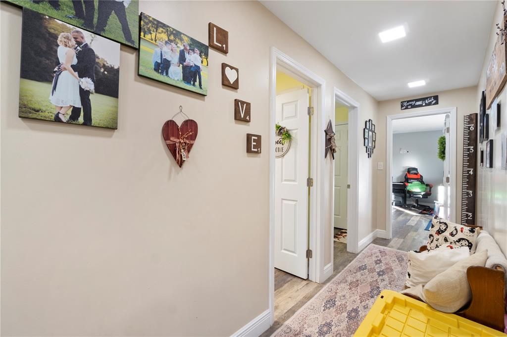 En Venta: $885,000 (3 camas, 3 baños, 2194 Pies cuadrados)