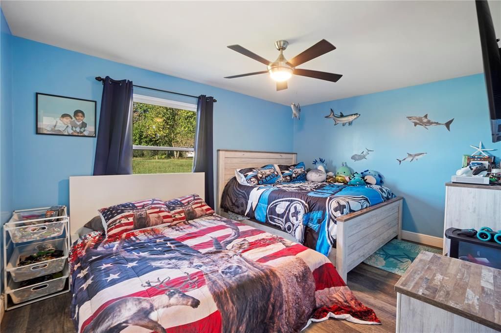 En Venta: $885,000 (3 camas, 3 baños, 2194 Pies cuadrados)