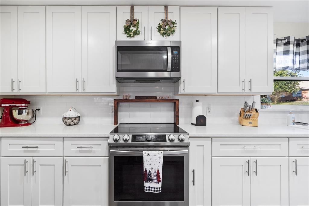 En Venta: $885,000 (3 camas, 3 baños, 2194 Pies cuadrados)