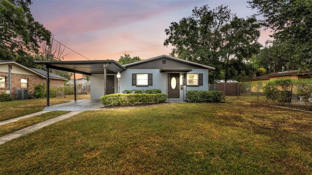 合同活跃: $159,000 (3 贝兹, 1 浴室, 840 平方英尺)