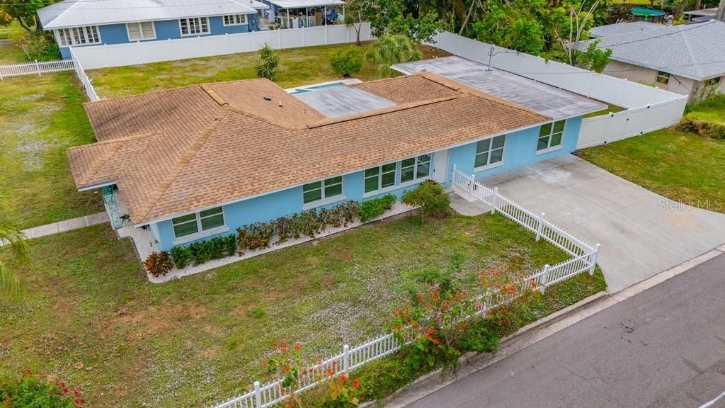 Activo con contrato: $575,000 (3 camas, 2 baños, 1910 Pies cuadrados)