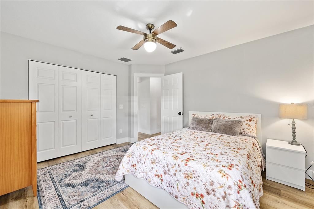 En Venta: $1,350,000 (3 camas, 2 baños, 1821 Pies cuadrados)