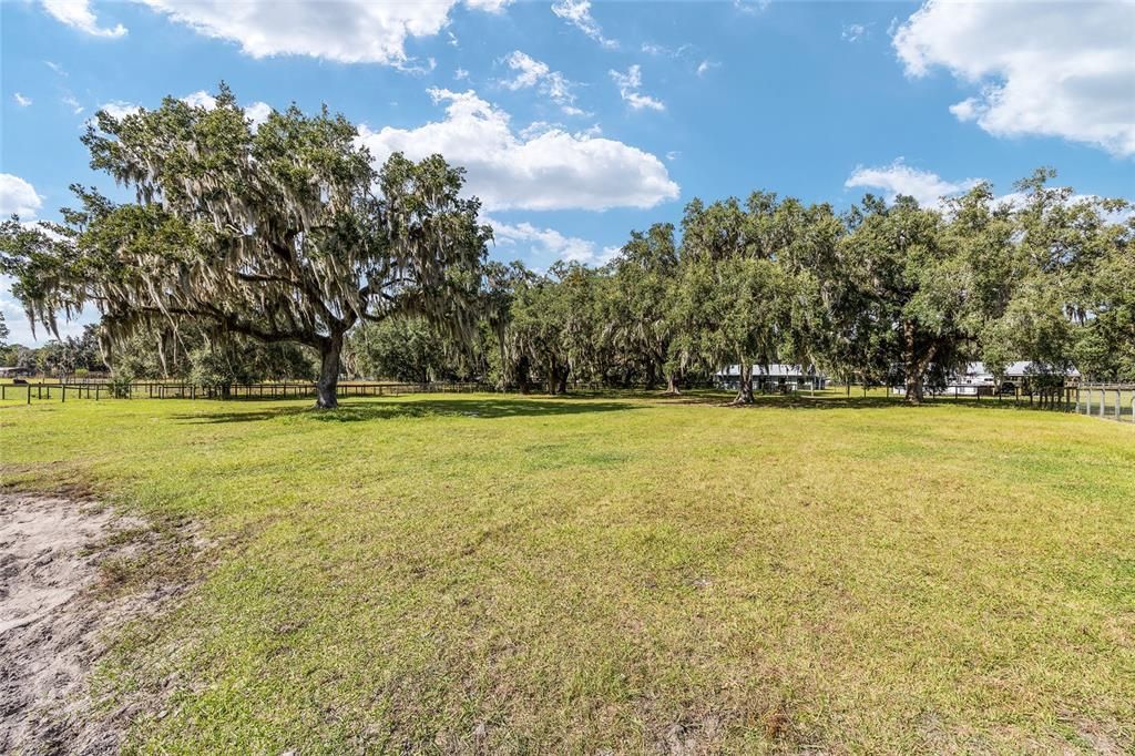 En Venta: $1,350,000 (3 camas, 2 baños, 1821 Pies cuadrados)