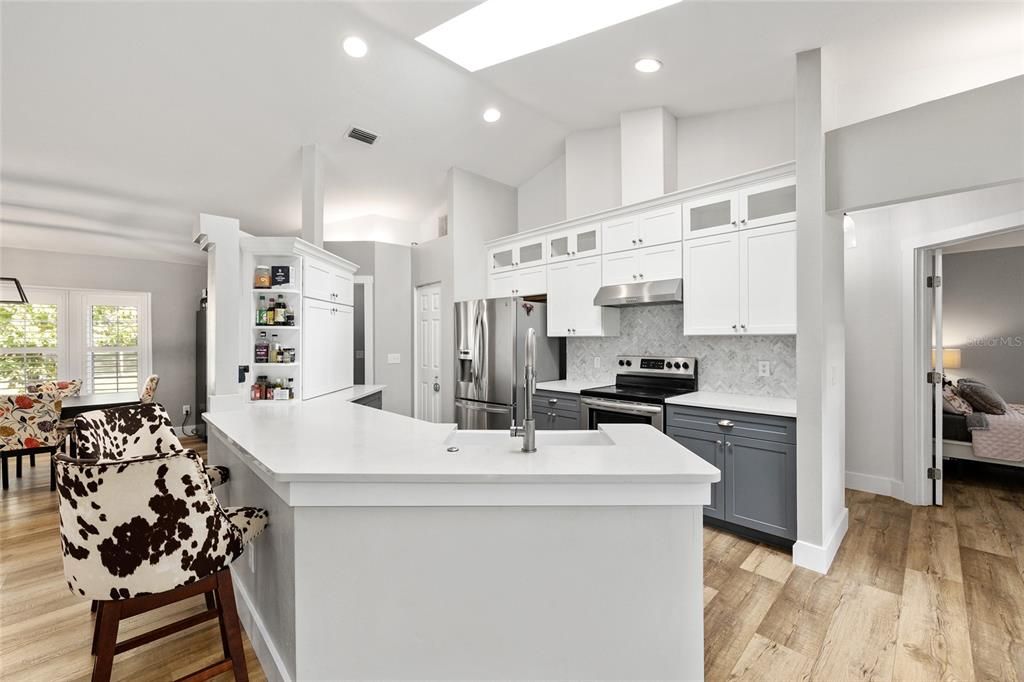 En Venta: $1,350,000 (3 camas, 2 baños, 1821 Pies cuadrados)