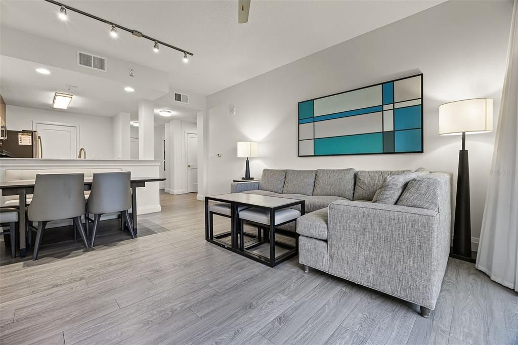 For Sale: $259,000 (2 beds, 2 baths, 1265 Square Feet)