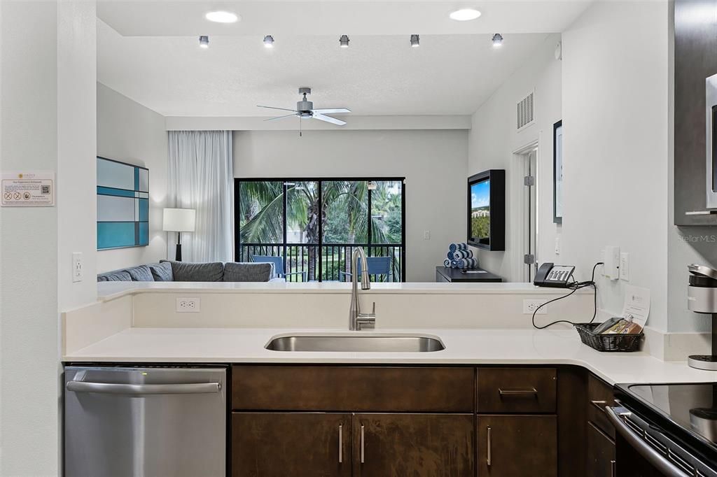 For Sale: $259,000 (2 beds, 2 baths, 1265 Square Feet)