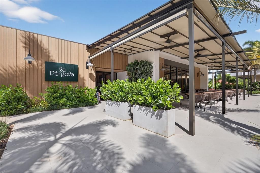 For Sale: $2,100,000 (4 beds, 4 baths, 3011 Square Feet)