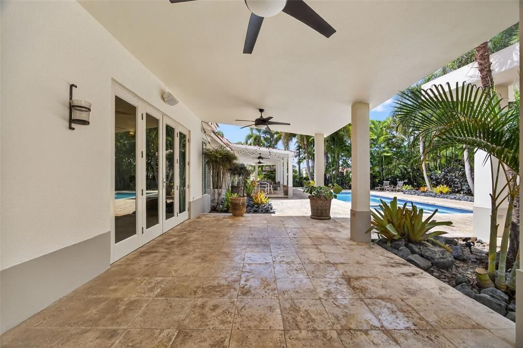 For Sale: $2,100,000 (4 beds, 4 baths, 3011 Square Feet)