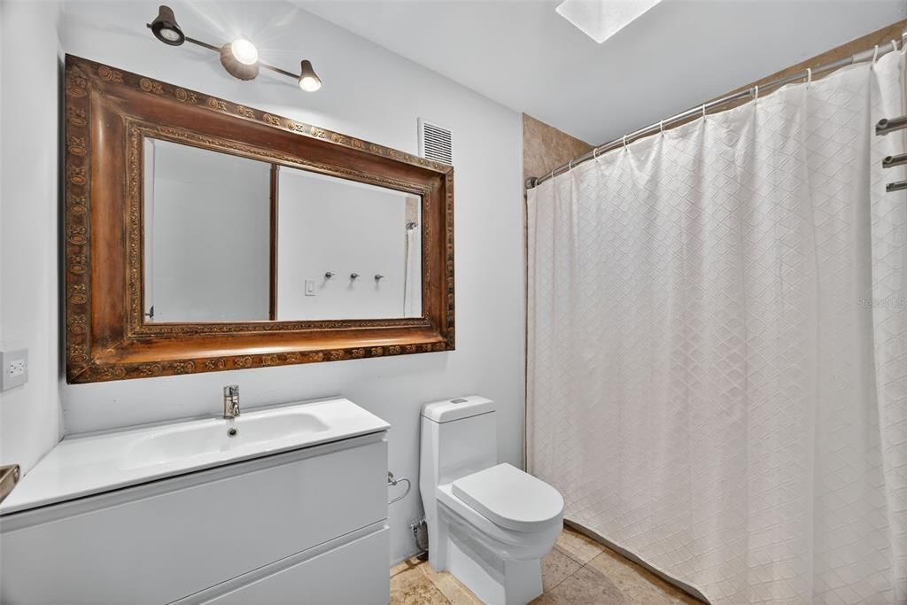 For Sale: $2,100,000 (4 beds, 4 baths, 3011 Square Feet)