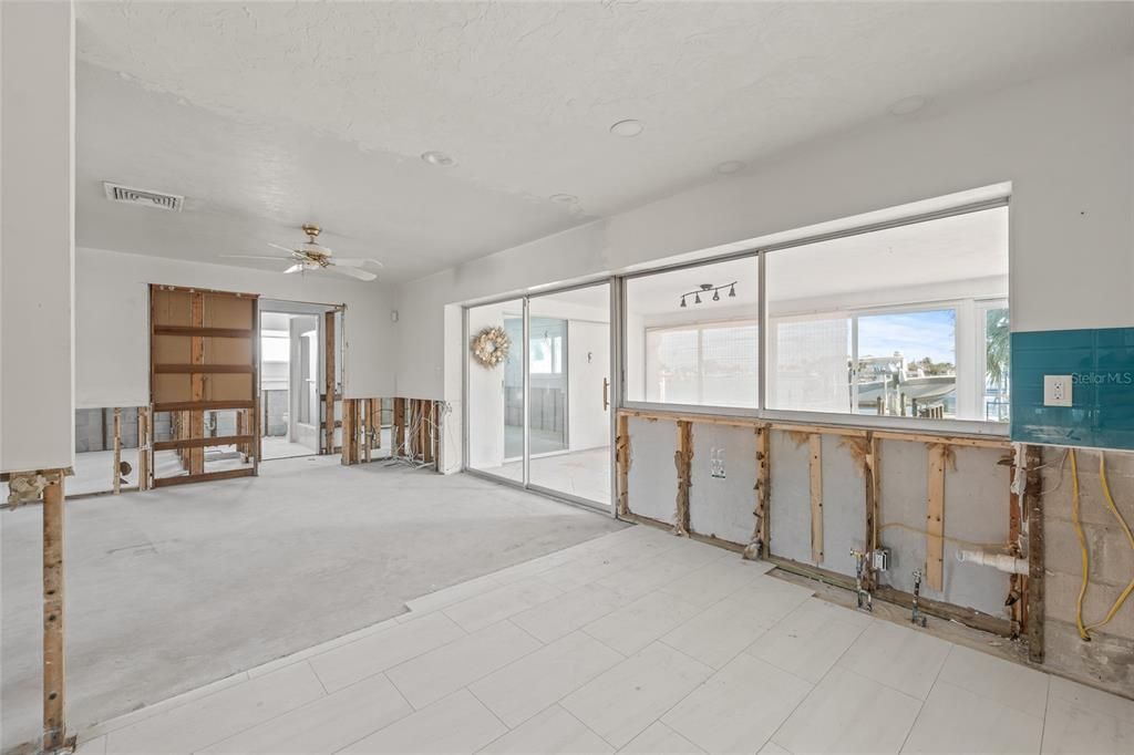 Active With Contract: $675,000 (3 beds, 2 baths, 1658 Square Feet)