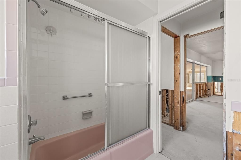 Active With Contract: $675,000 (3 beds, 2 baths, 1658 Square Feet)