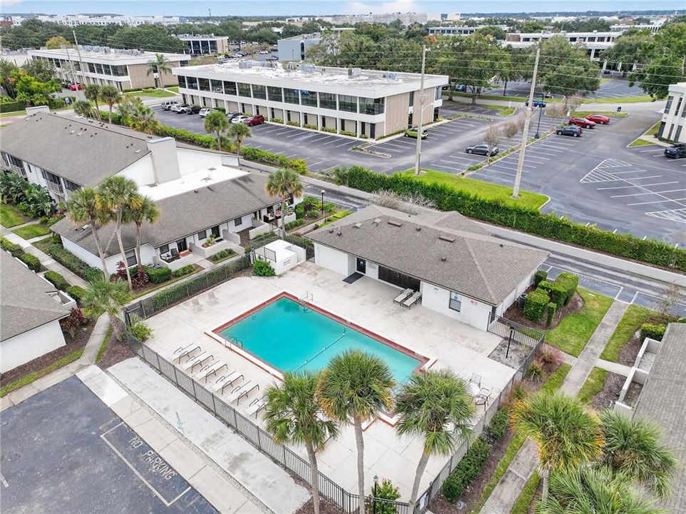 For Sale: $289,999 (2 beds, 2 baths, 890 Square Feet)