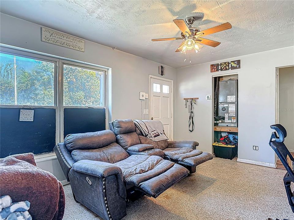 En Venta: $199,000 (2 camas, 1 baños, 880 Pies cuadrados)