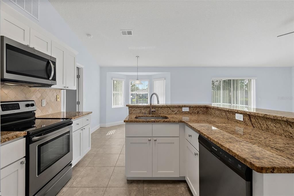 Active With Contract: $269,000 (3 beds, 2 baths, 1301 Square Feet)