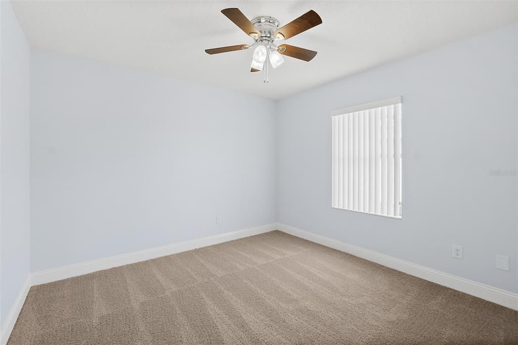 Active With Contract: $269,000 (3 beds, 2 baths, 1301 Square Feet)