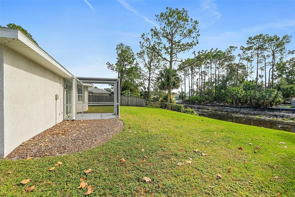 Active With Contract: $269,000 (3 beds, 2 baths, 1301 Square Feet)