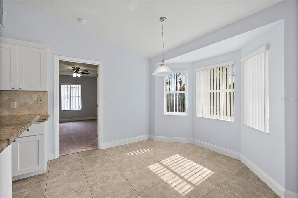 Active With Contract: $269,000 (3 beds, 2 baths, 1301 Square Feet)